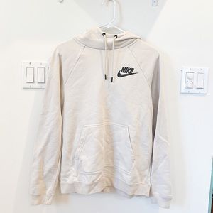Cream Nike sweatshirt